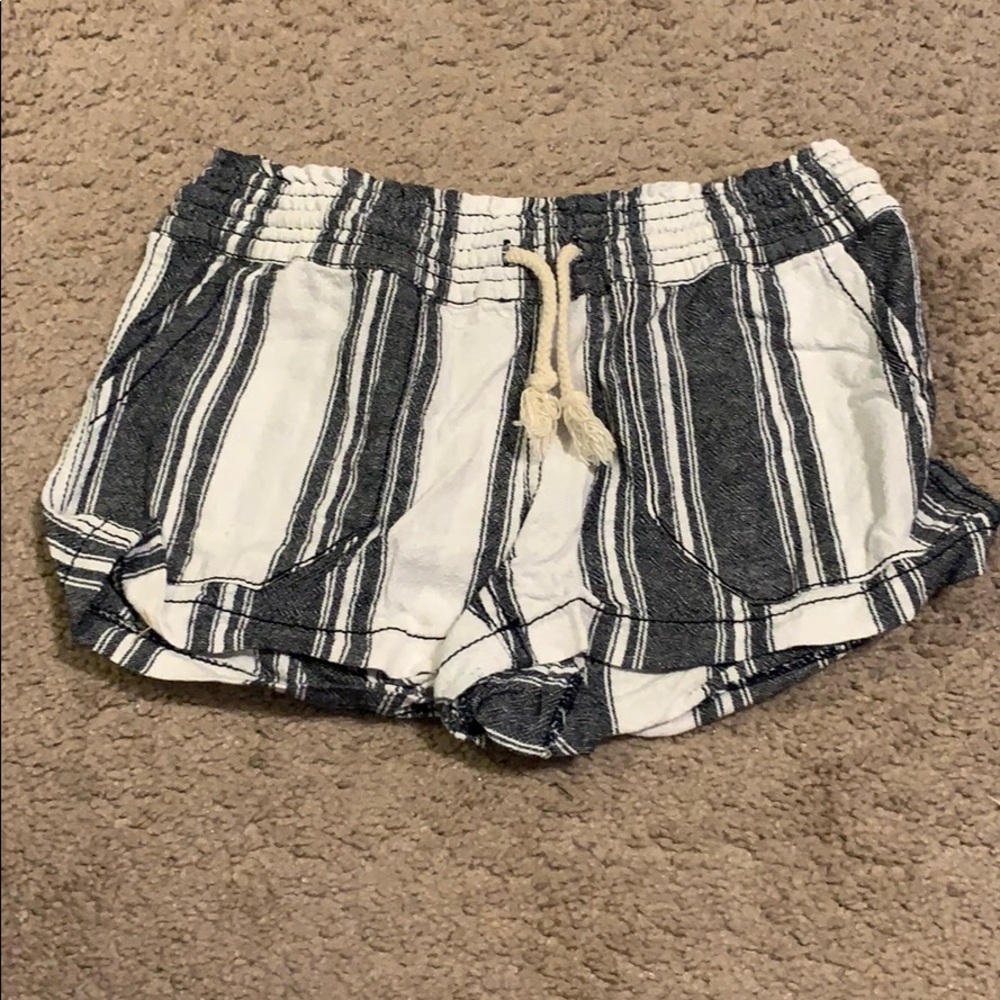 Women’s striped linen & cotton shorts
